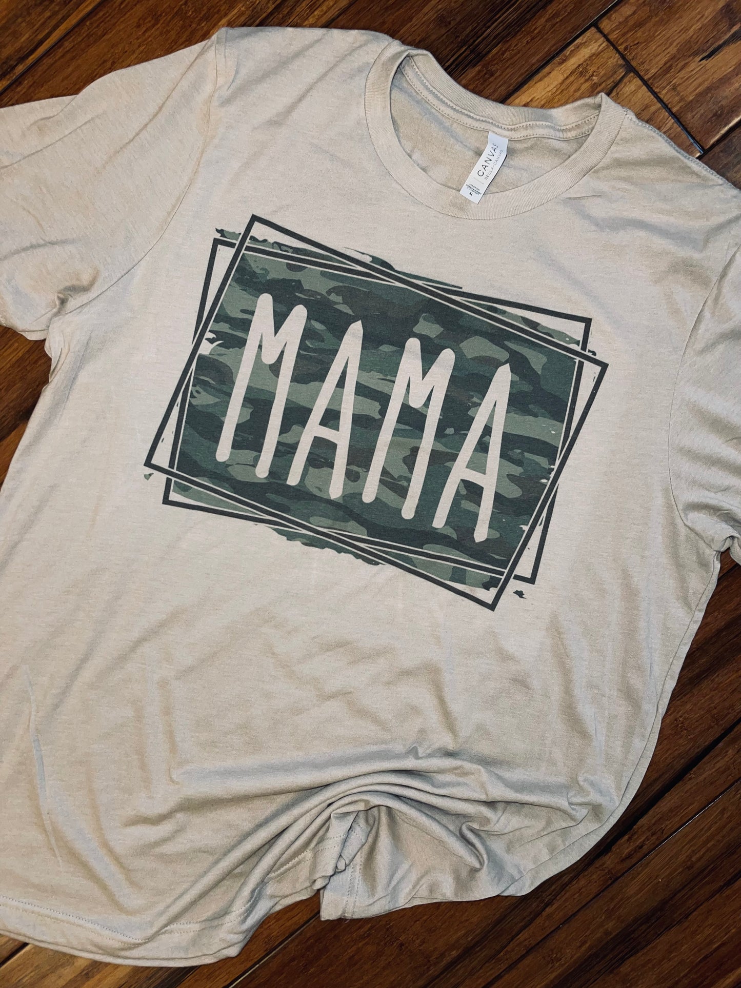 Camo mama tee