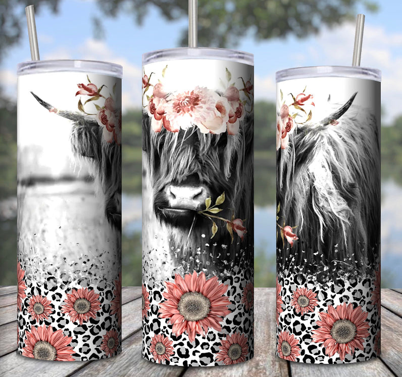 Highland cow with flowers tumbler